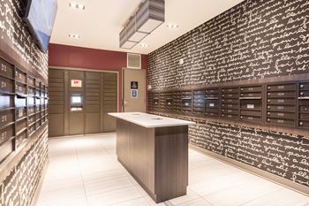 Mail room & package lockers
